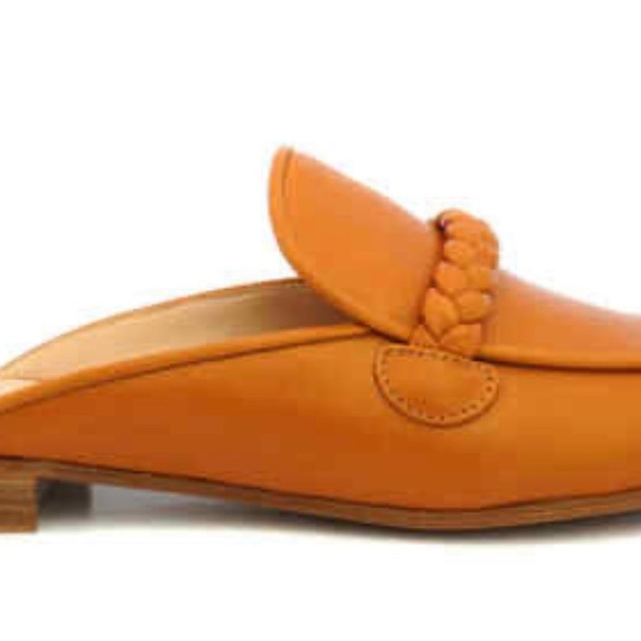 Gianvito Rossi
braided-detail leather mules - Picture 2 of 7